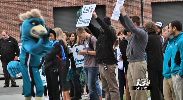 Local businesses expect large crowds to watch CCU in NCAA tournament (Image 1)_55039