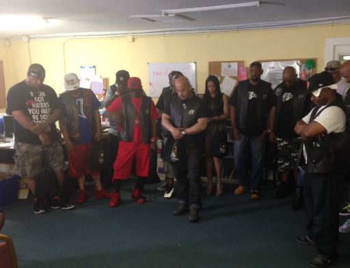 Ruff Ryders motorcycle club presents new laptop to Boys and Girls Club member (Image 1)_58965