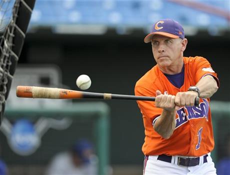 Clemson fires longtime baseball coach Jack Leggett (Image 1)_35002