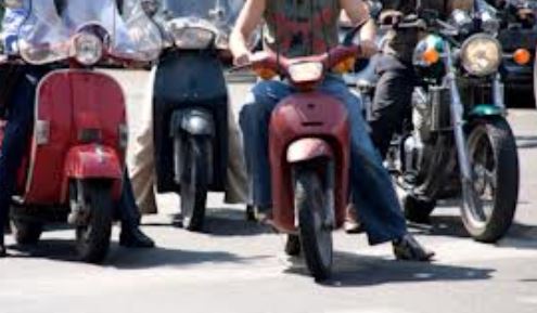 South Carolina Highway Patrol aims to make moped drivers safer on the roads (Image 1)_35902