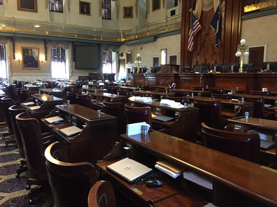 empty House chamber April 8 2016_210716