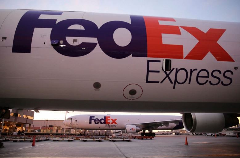 fedex_214670