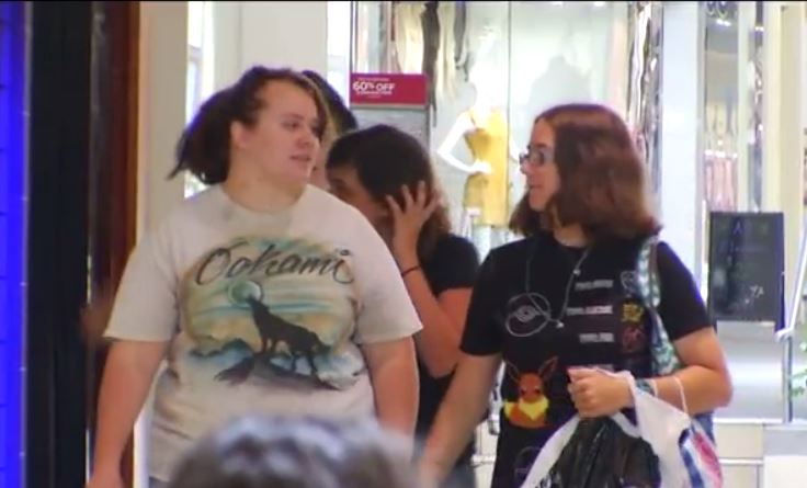 teens in mall_267463