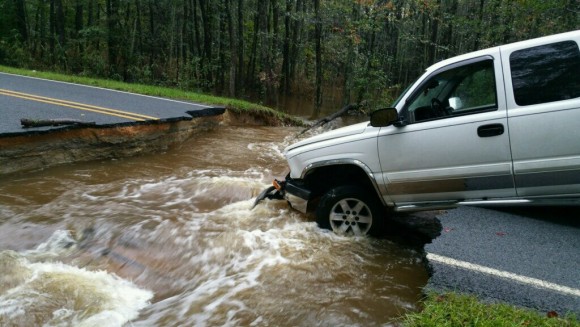 717908-flash-flood-emergency-issued-in-nc-ec9d3_286341