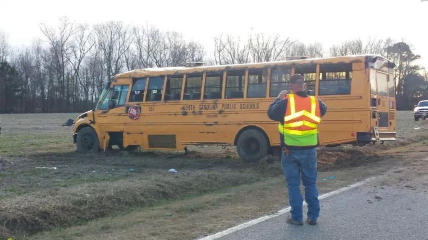 nc-bus-crash_321077