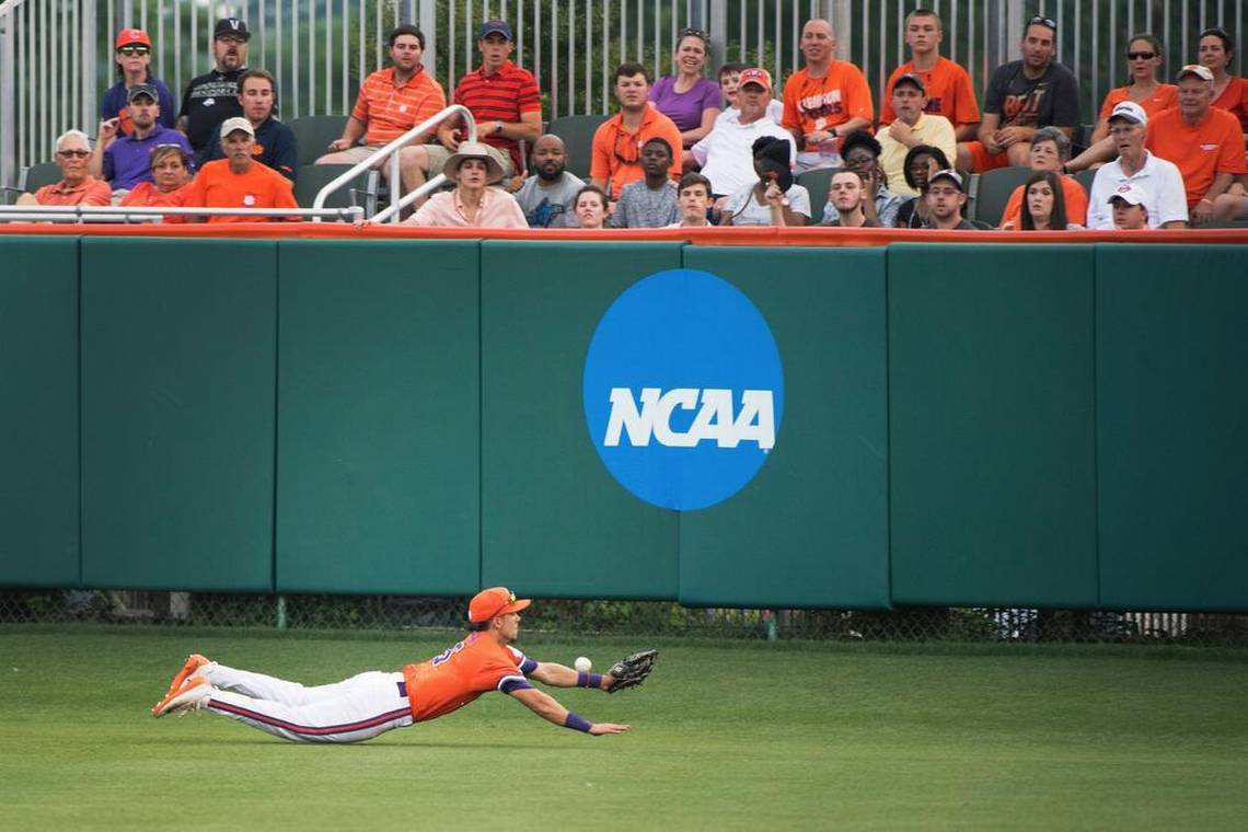 LP clemson baseball 060317008_418197