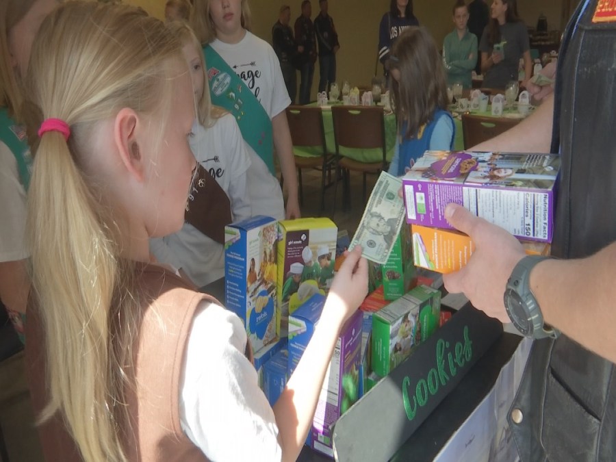 girl scouts_1521409392682.jpg.jpg