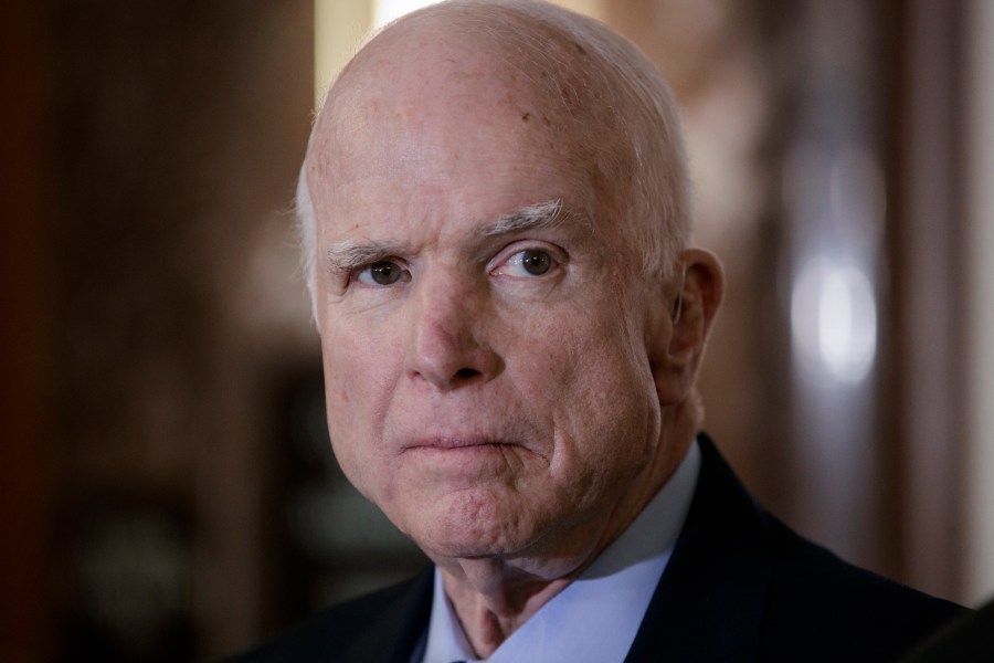 White_House_McCain_10261-159532.jpg03146918