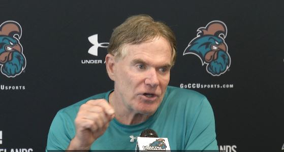 Joe Moglia Weekly Press Conference_1535667518062.JPG.jpg