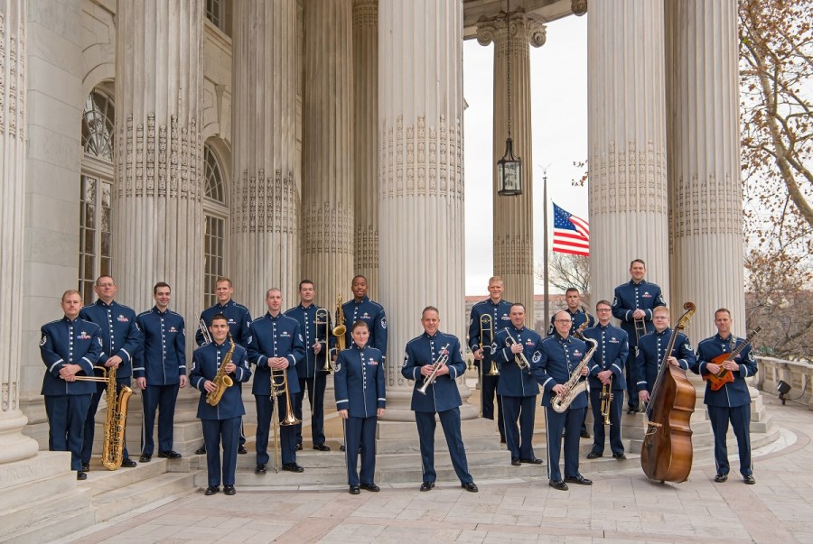 2017 Official Photo AIRMEN OF NOTE-873703993