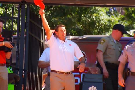 Dabo Swinney Wins Bryant Award_1547092746256.JPG.jpg